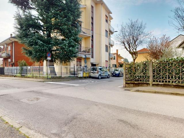 Appartamento in vendita a Lucernate, Rho