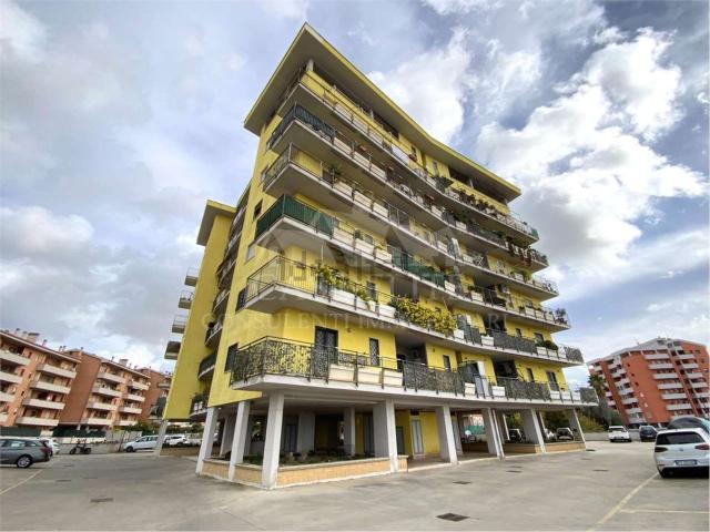 Appartamento in vendita a Santa Palomba, Pomezia