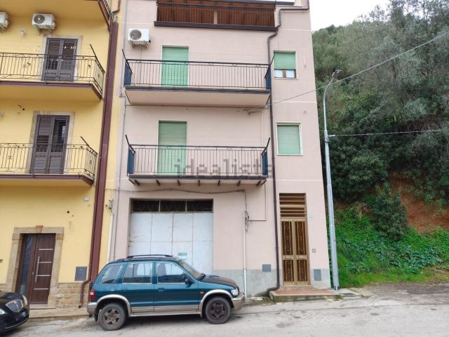 Appartamento in vendita a Marina di Caronia, Caronia