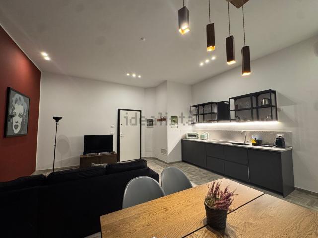 Appartamento in vendita a Centro Est, Serra Riccò