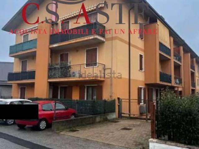 Appartamento in vendita a Lavagno, Vago