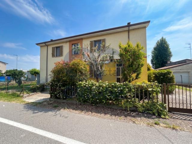 Appartamento in vendita a Ficarolo, Veneto