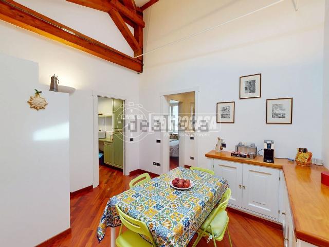 Appartamento in vendita a Tirassegno, Marche