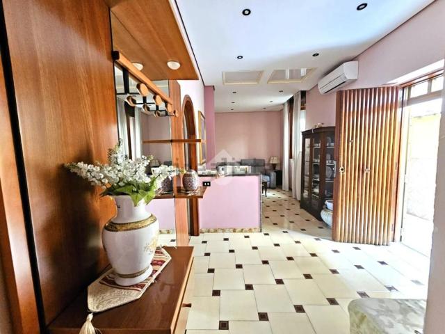Appartamento in vendita a Terravecchia, Torre Annunziata
