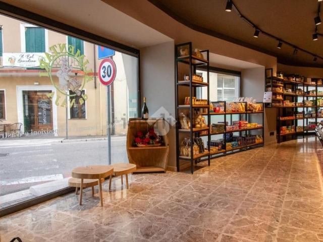 Appartamento in vendita a Montecchia di Crosara, Verona