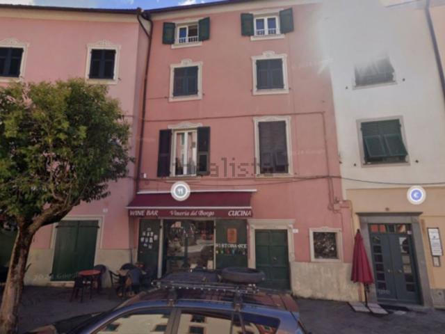 Appartamento in vendita a Varese Ligure, Liguria