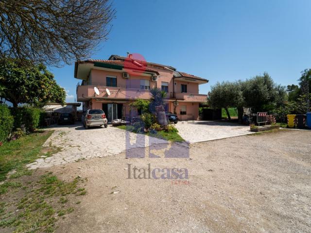 Appartamento in vendita a Latina, Lazio