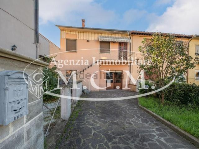 Appartamento in vendita a Cascine di Buti, Buti