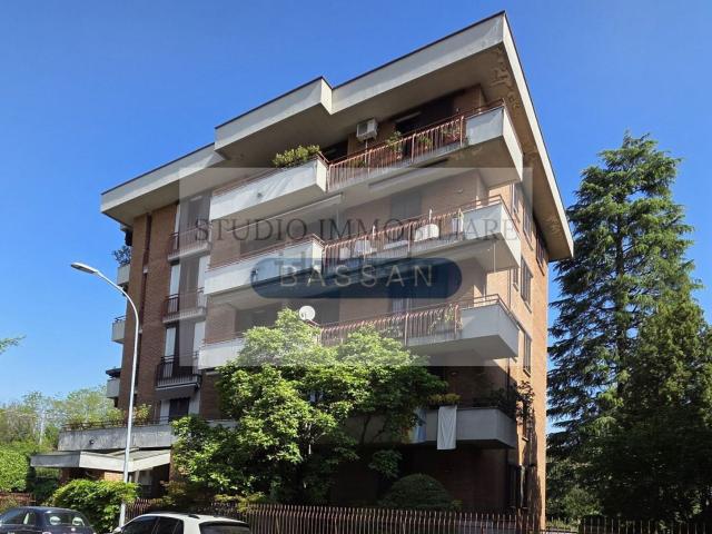 Appartamento in vendita a Centro, Gallarate