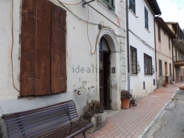 Appartamento in vendita a Carsoli, Abruzzo