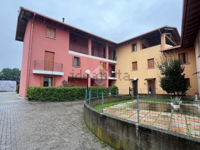 Appartamento in vendita a Prata Di Pordenone, Friuli-Venezia Giulia