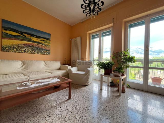 Appartamento in vendita a Costa d'Orsa, Pratola Peligna
