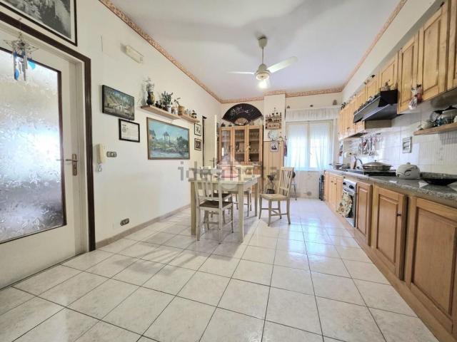 Appartamento in vendita a Calabria, Reggio Calabria