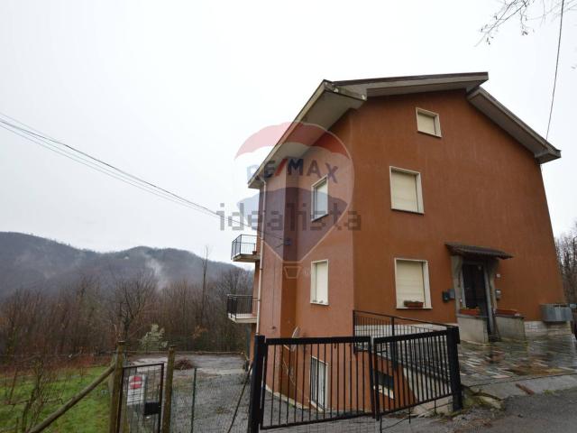 Appartamento in vendita a Mallare, Liguria