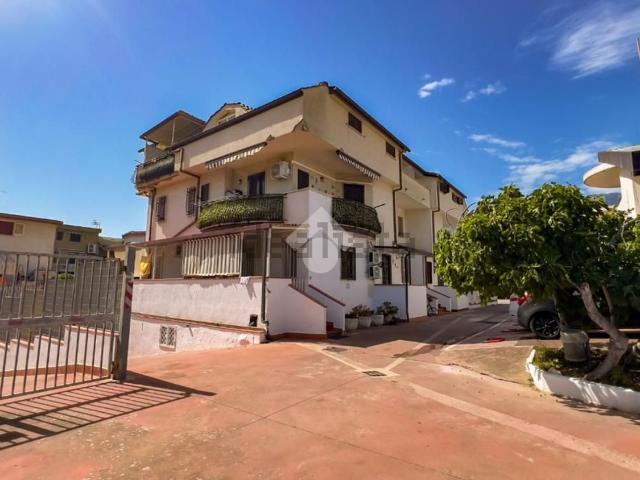 Appartamento in vendita a Gianola, Formia