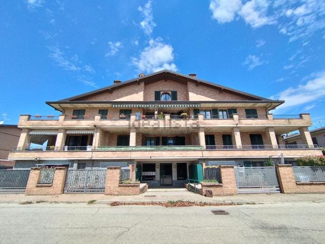 Appartamento in vendita a Bornasco, Lombardia