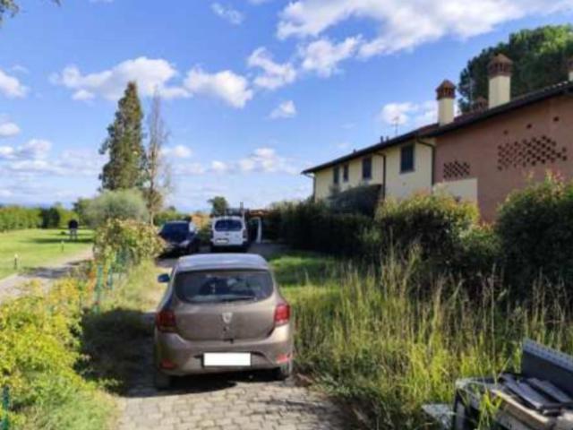 Appartamento in vendita a Prato, Toscana