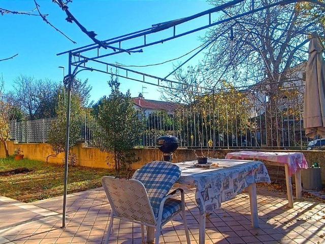 Appartamento in vendita a Borgonuovo, Tarano