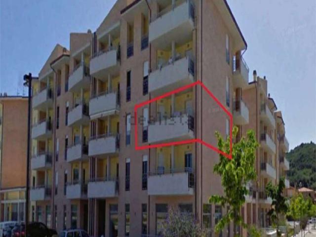 Appartamento in vendita a Valdaso, Marche