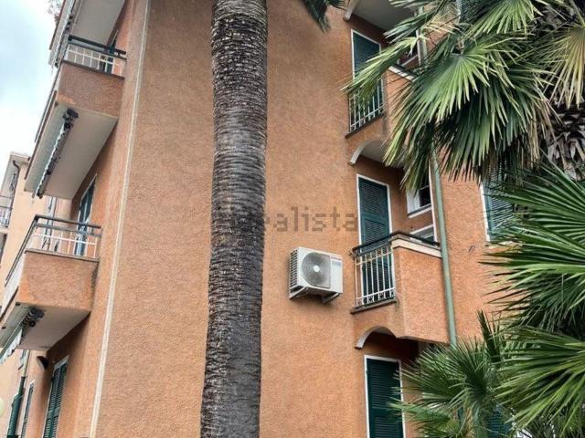Appartamento in vendita a Spotorno, Liguria