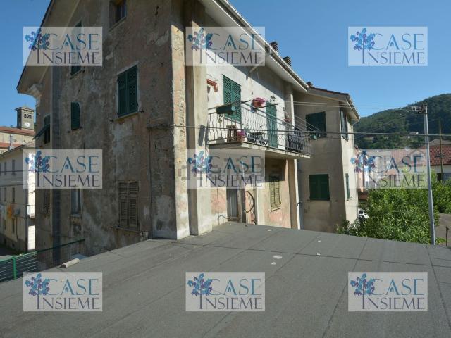 Appartamento in vendita a Masone, Liguria