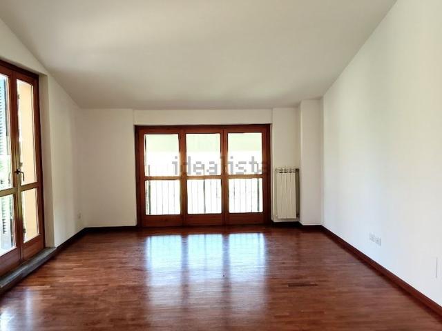 Attico in vendita a Crosio, Casteggio