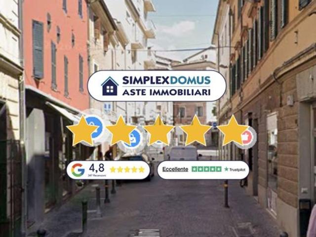 Appartamento in vendita a Centro, Marche
