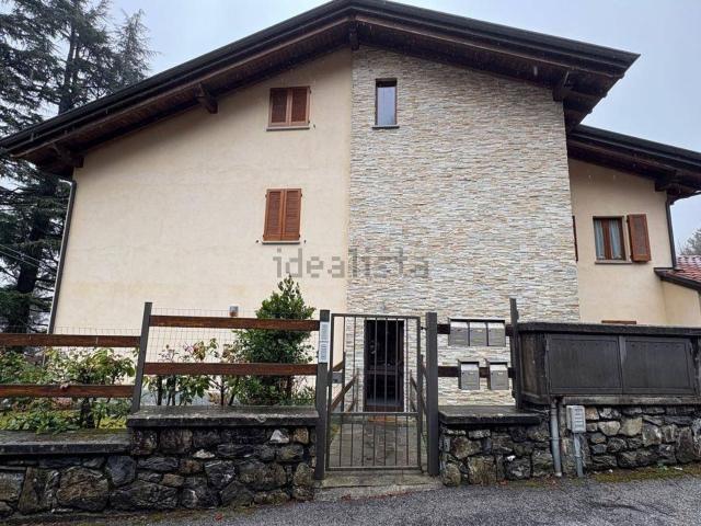 Appartamento in vendita a Sormano, Lombardia