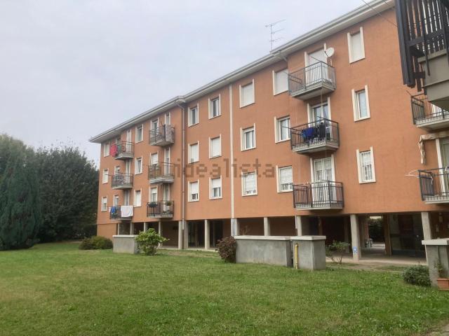 Appartamento in vendita a Lomazzo, Lombardia