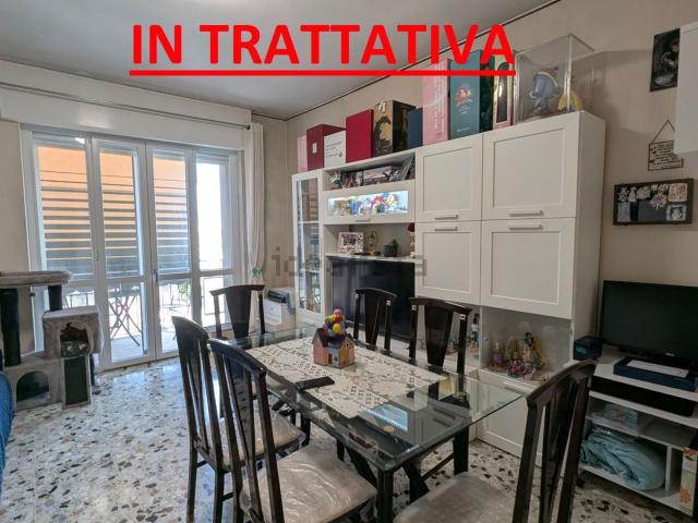 Appartamento in vendita a Vanzago, Lombardia