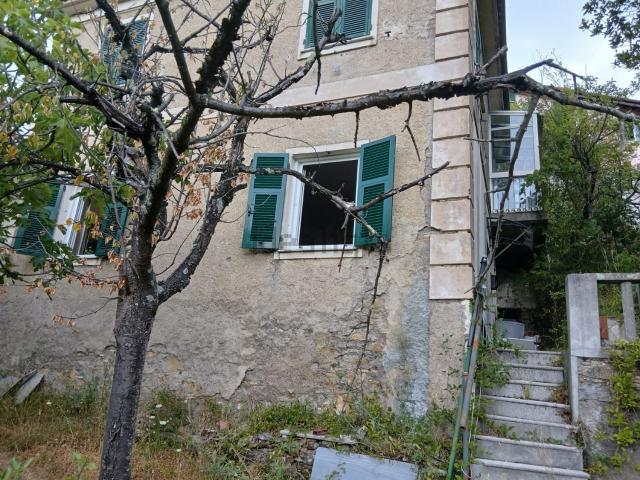Appartamento in vendita a Davagna, Liguria