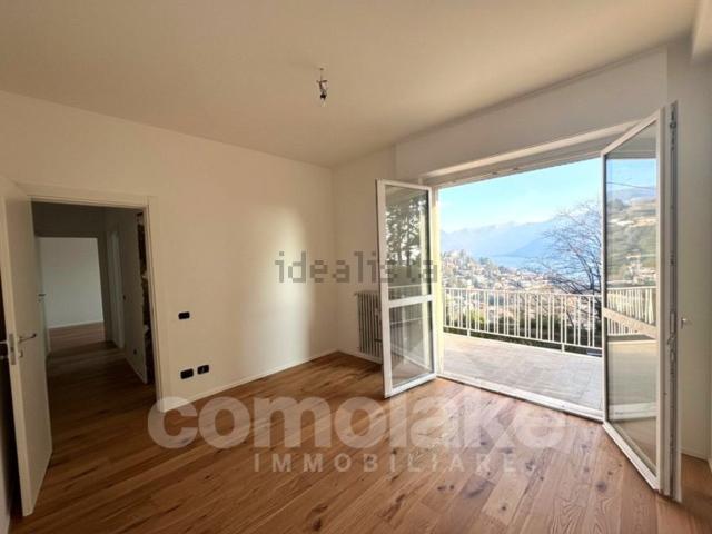 Appartamento in vendita a Cardano, Como