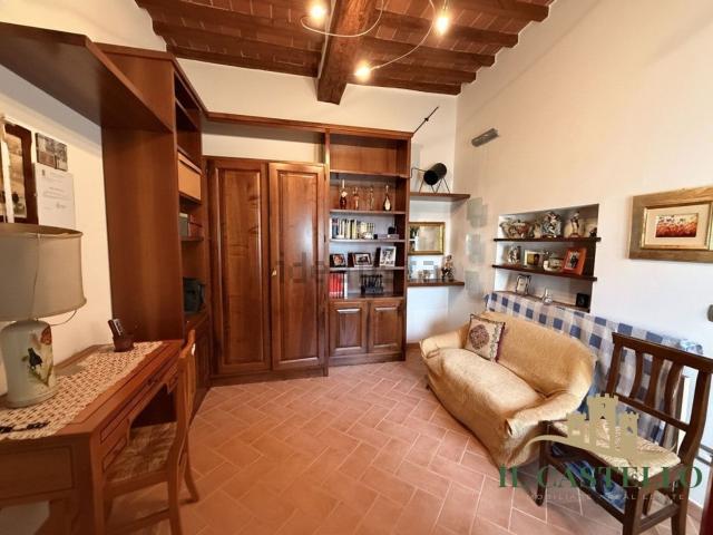 Appartamento in vendita a Macchie, Gioiella