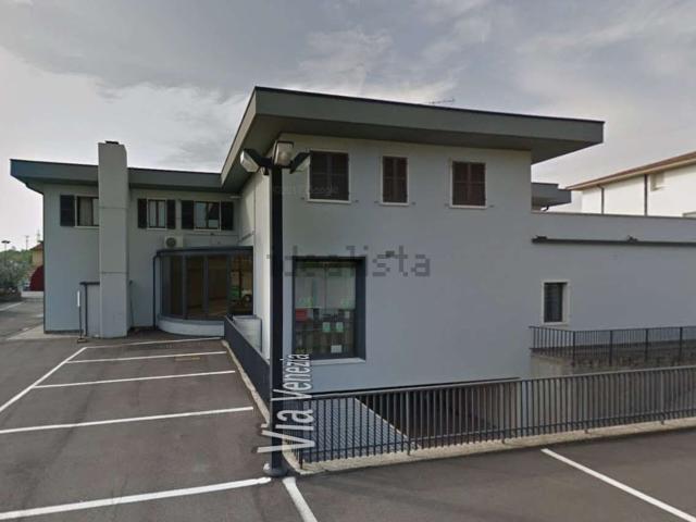 Appartamento in vendita a Peschiera Del Garda, Veneto