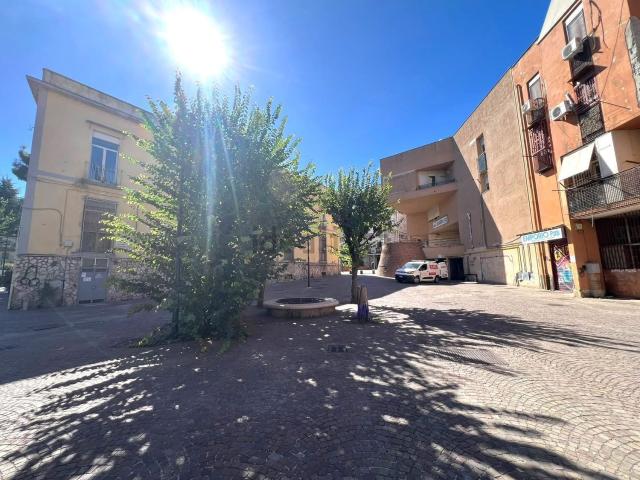 Appartamento in vendita a Piscinola, Napoli