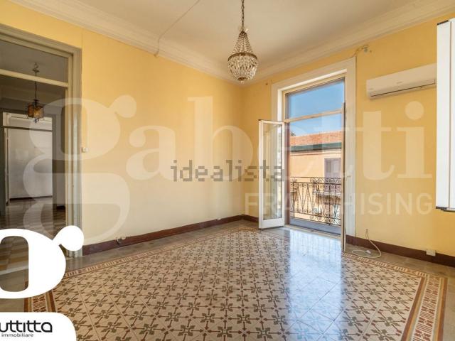 Appartamento in vendita a V Circoscrizione, Palermo