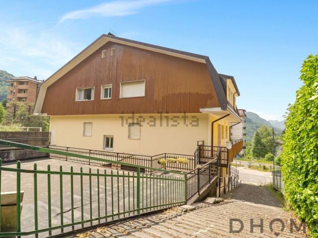 Appartamento in vendita a Moggio, Lombardia