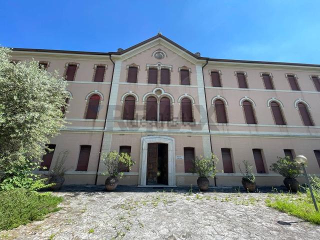 Appartamento in vendita a Vittorio Veneto, Veneto