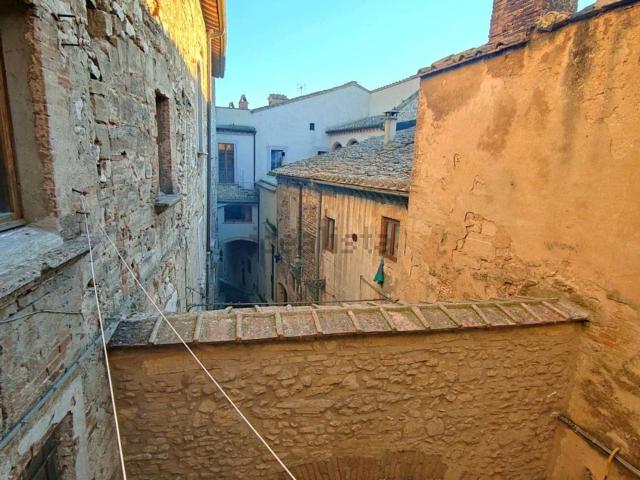 Appartamento in vendita a Amelia, Umbria