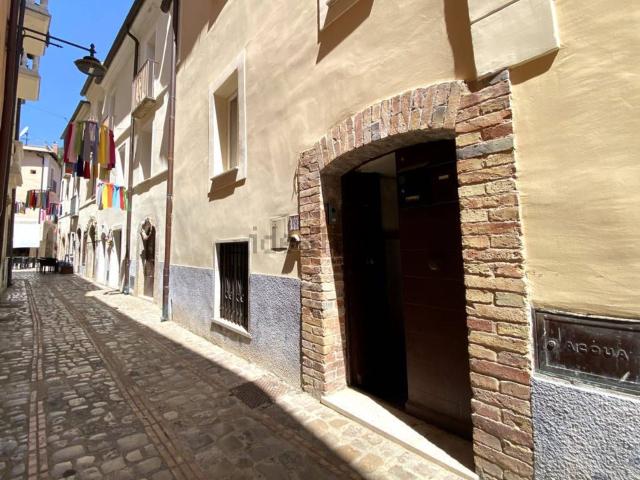 Appartamento in vendita a Monte San Biagio, Lazio
