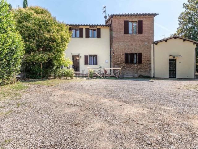 Appartamento in vendita a Pian delle Fornaci, Siena