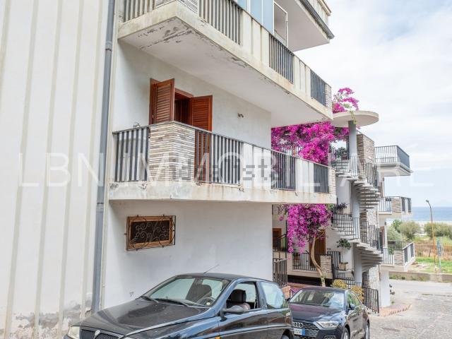 Appartamento in vendita a San Martino, Capo D'orlando