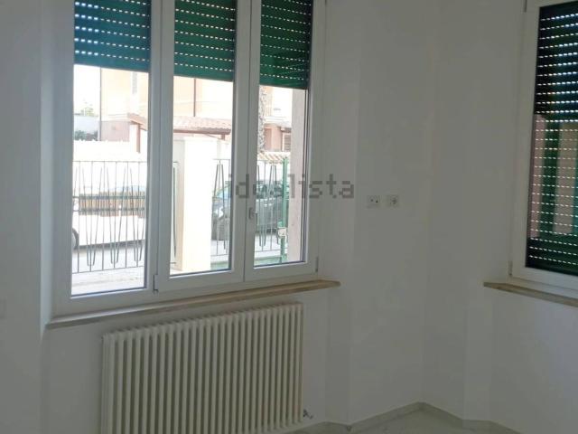 Appartamento in vendita a Marina centro, Marche