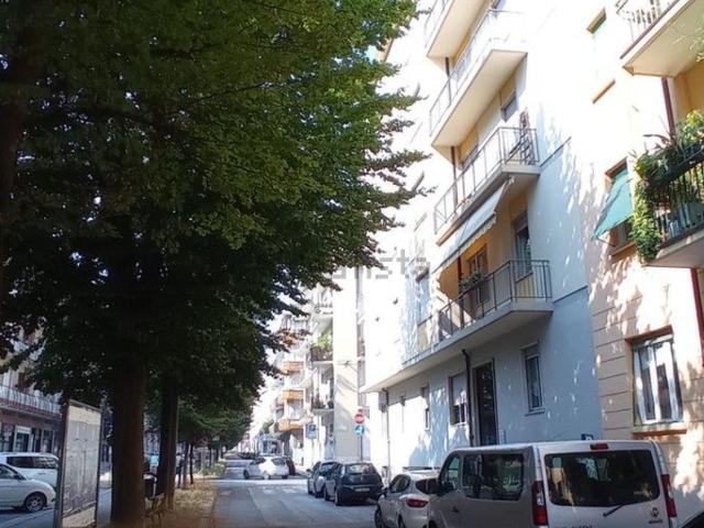 Appartamento in vendita a Cuneo Nuova, Piemonte