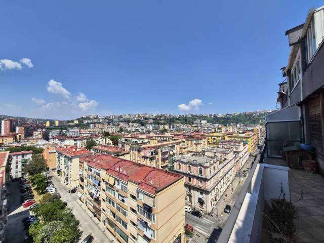 Attico in vendita a Fuorigrotta, Napoli