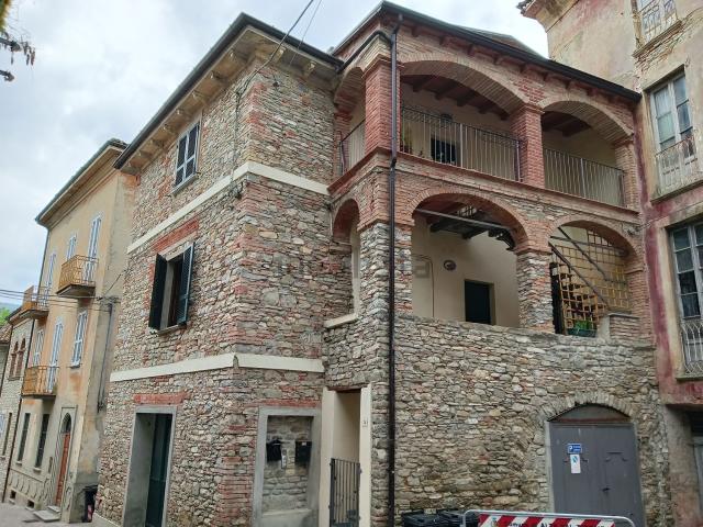 Appartamento in vendita a Alta Val Tidone, Nibbiano