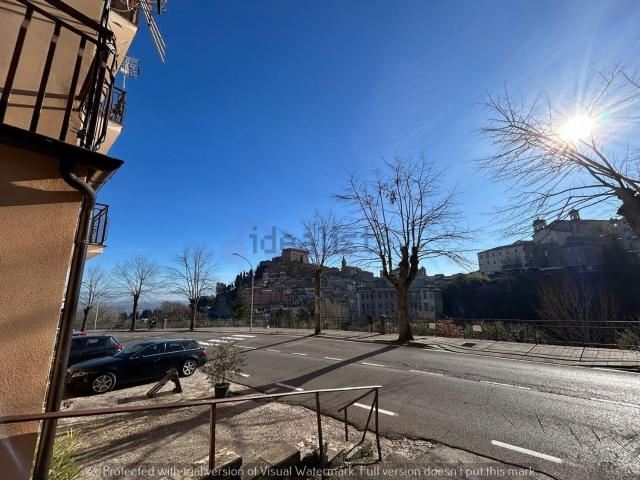 Appartamento in vendita a Soriano Nel Cimino, Lazio