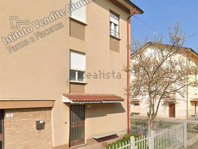 Appartamento in vendita a Busseto, Reggio Emilia