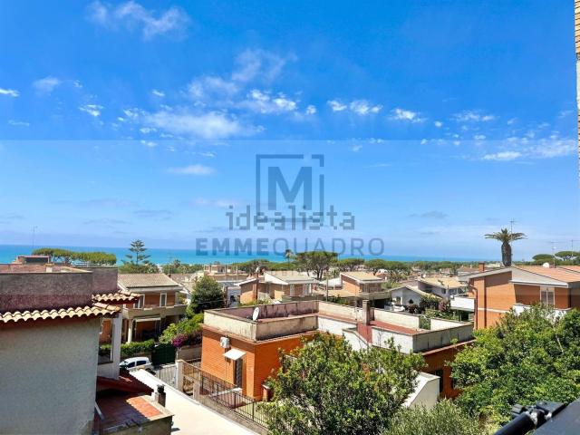Appartamento in vendita a Lido di Marechiaro, Roma Capitale