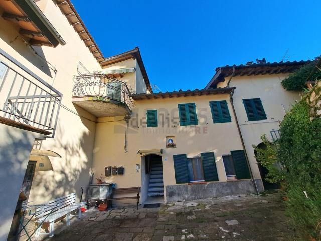 Appartamento in vendita a Unione di Comuni Valdarno e Valdisieve, Pelago